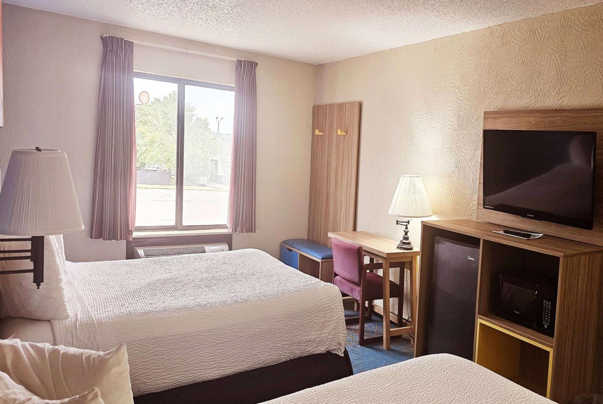Days By Wyndham Springfield Ozark